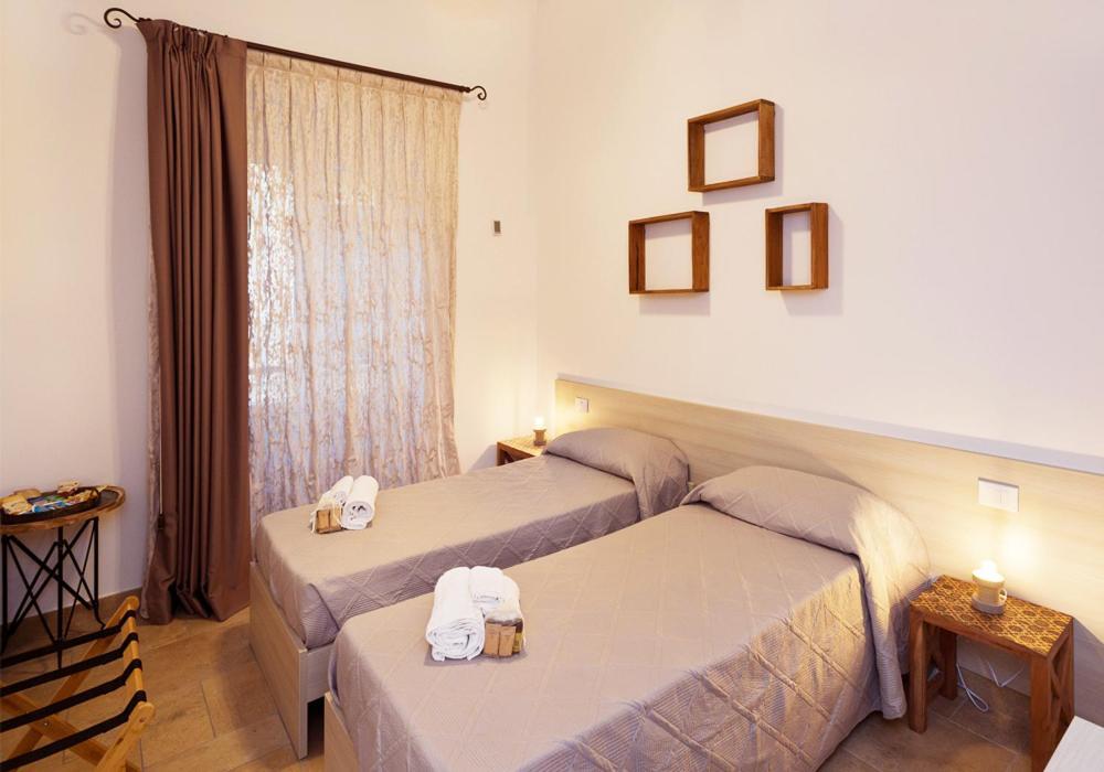 Double or Twin Room with Private Bathroom,1101098571:JPEG