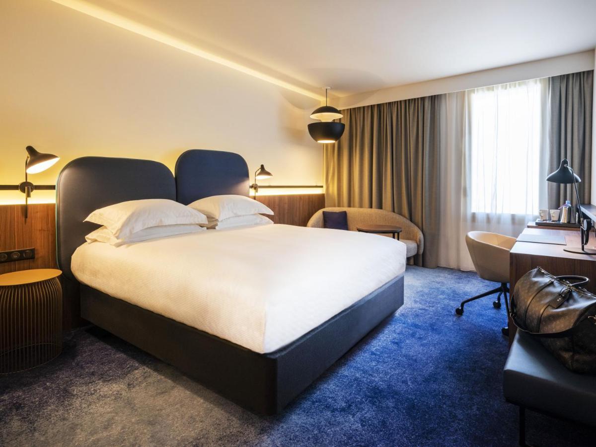 Standard Zimmer mit Kingsize-Bett