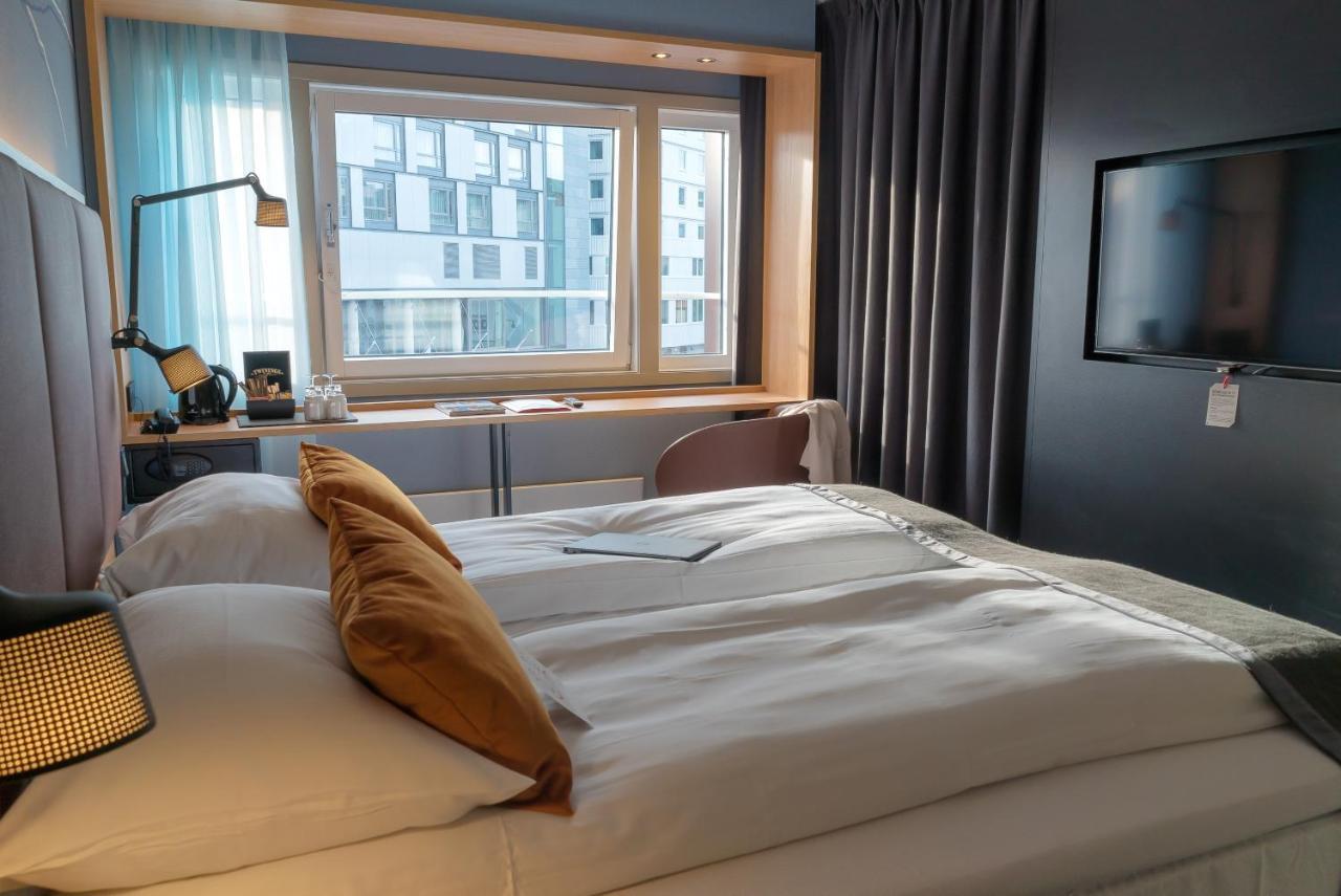 King Room,1706796830:JPEG