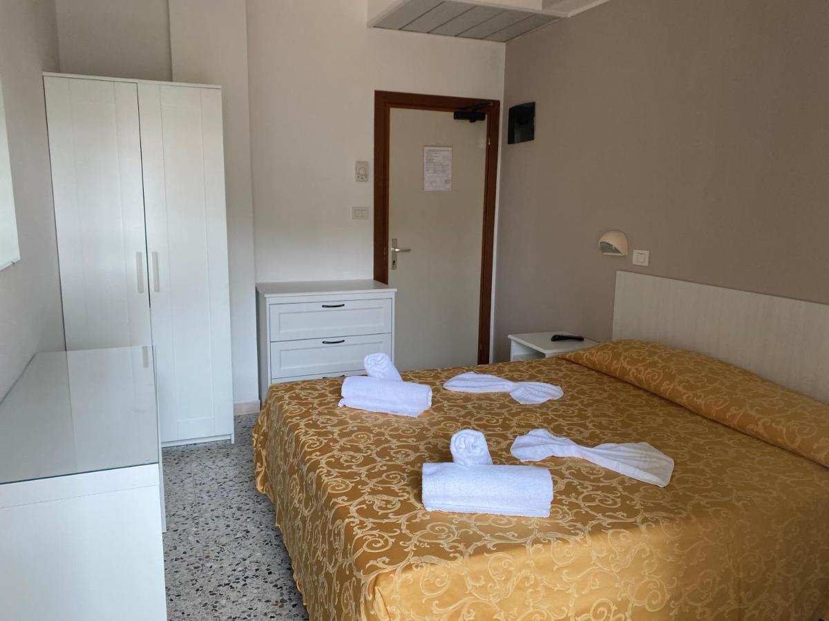 Standard Double or Twin Room Balcony,1106932020:JPEG