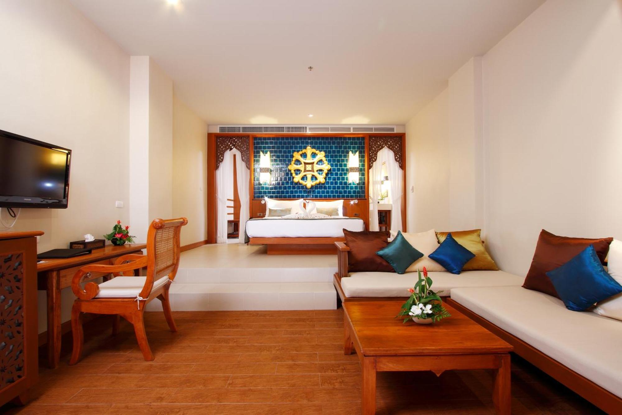 Deluxe Double Room Pool Access