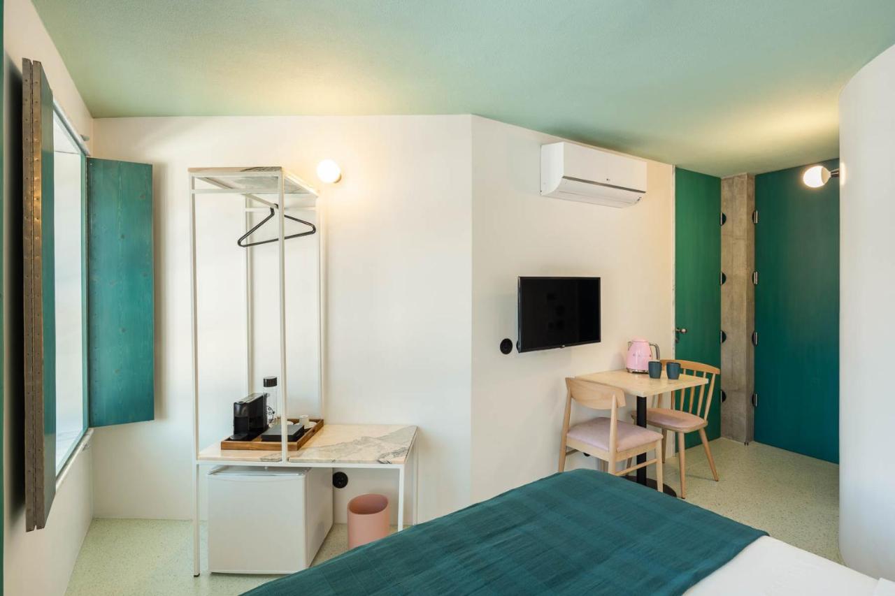 Double or Twin Room,1112175672:JPEG