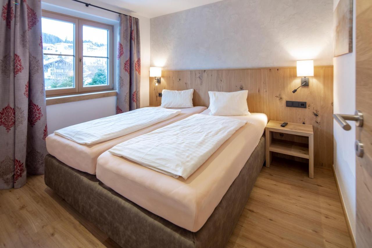 Apartment mit Balkon
