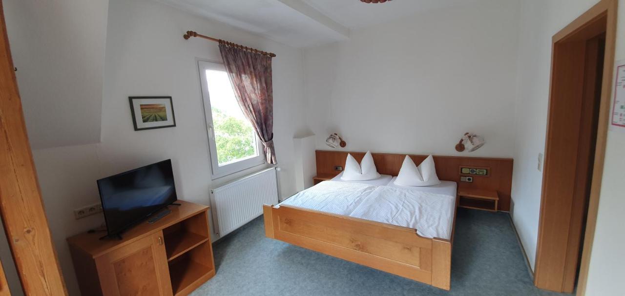 Standard Doppelzimmer mit Flussblick