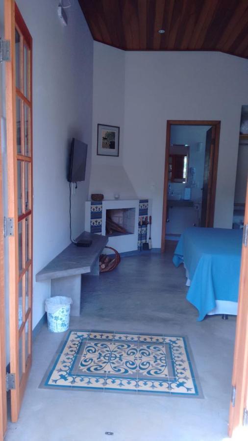 Quarto Standard com Cama de Casal ou 2 de Solteiro e Varanda