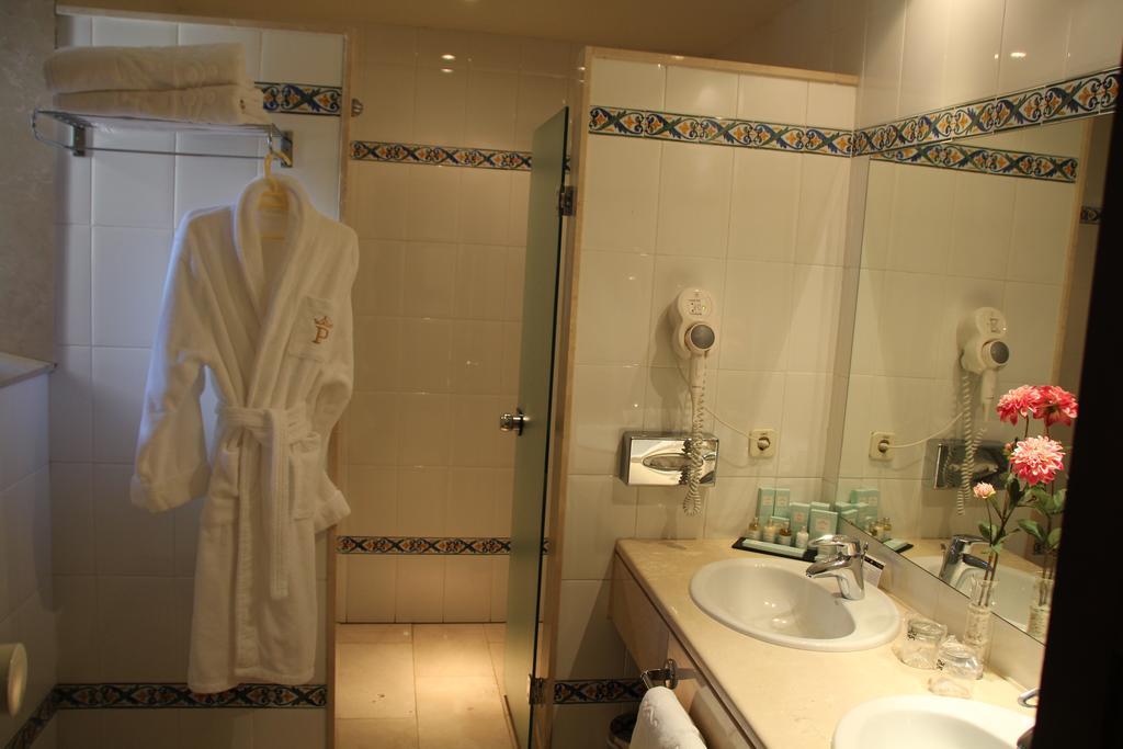 Habitación Doble Estándar (2 adultos + 1 niño)