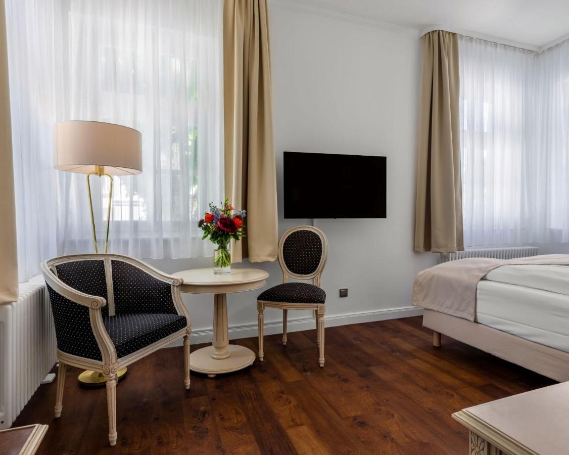 Standard Double Room,1128420618:JPEG