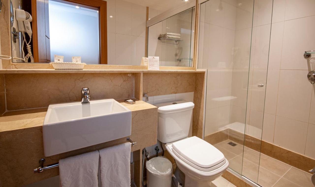 Quarto Duplo Standard