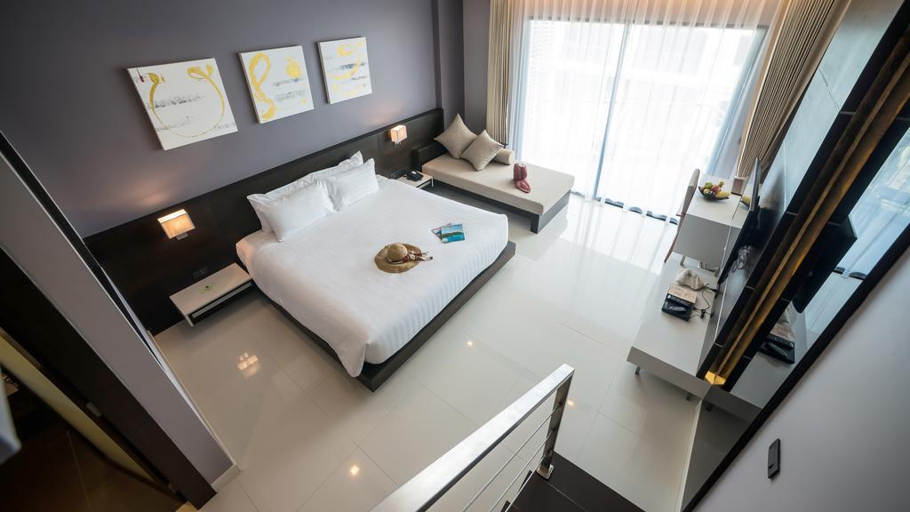 Executive Suite