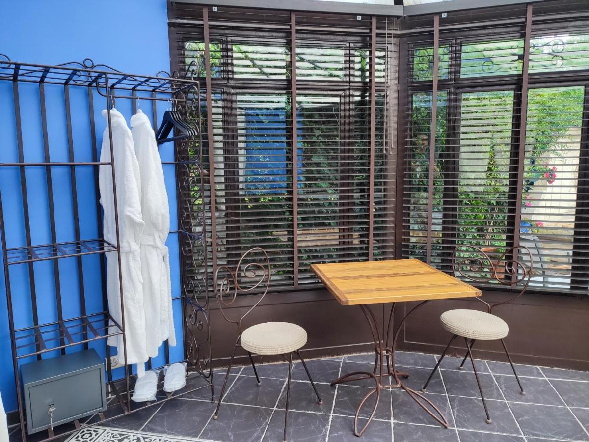 Chambre Lit King-Size avec Baignoire Spa