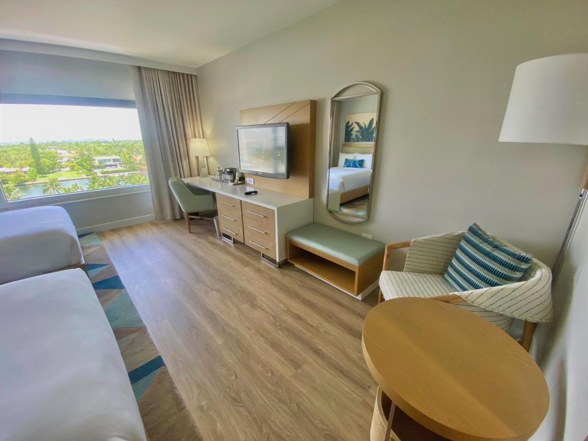 King Bed,1341529190:JPEG