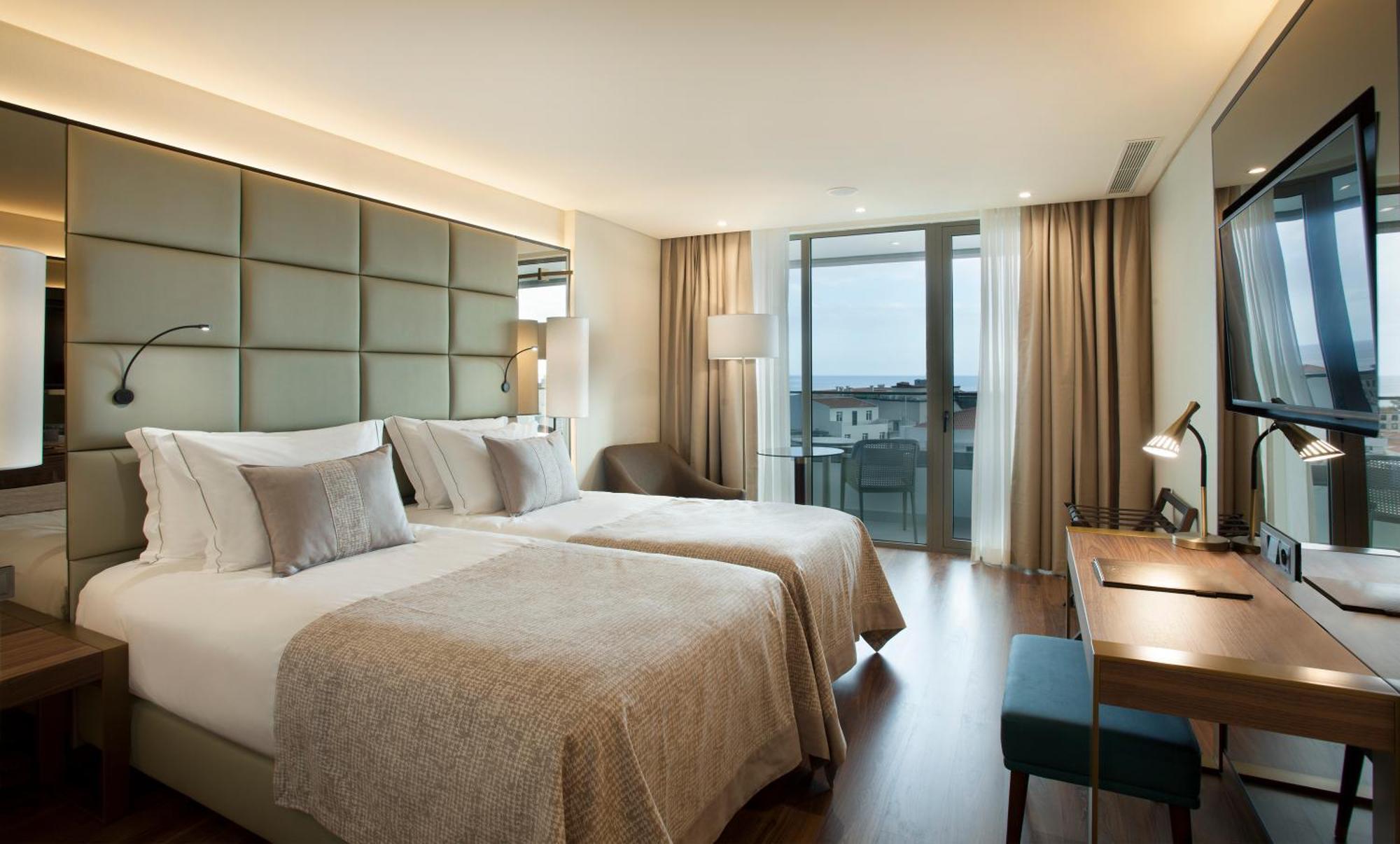 Quarto Twin Deluxe com Vista Mar
