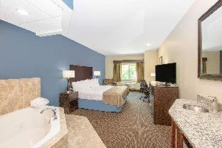 Deluxe Studio King Suite - Non-Smoking