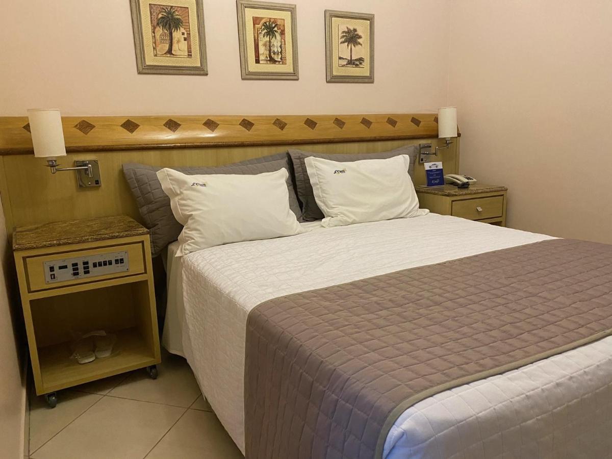 Quarto Individual Standard