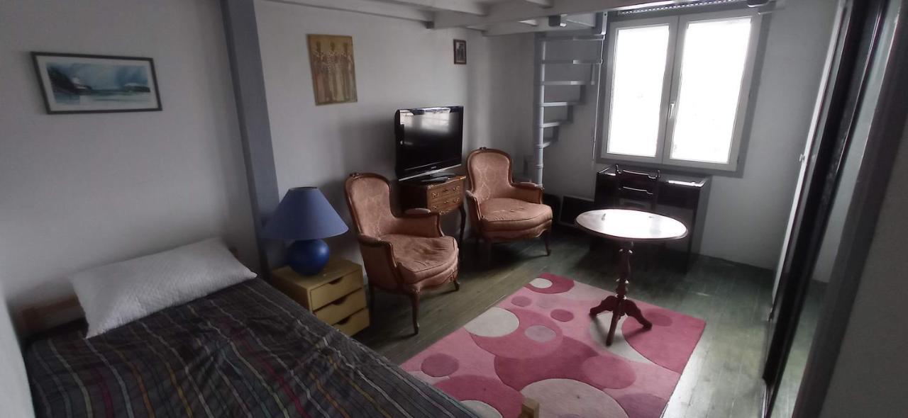Chambre Familiale avec Salle de Bains Privative