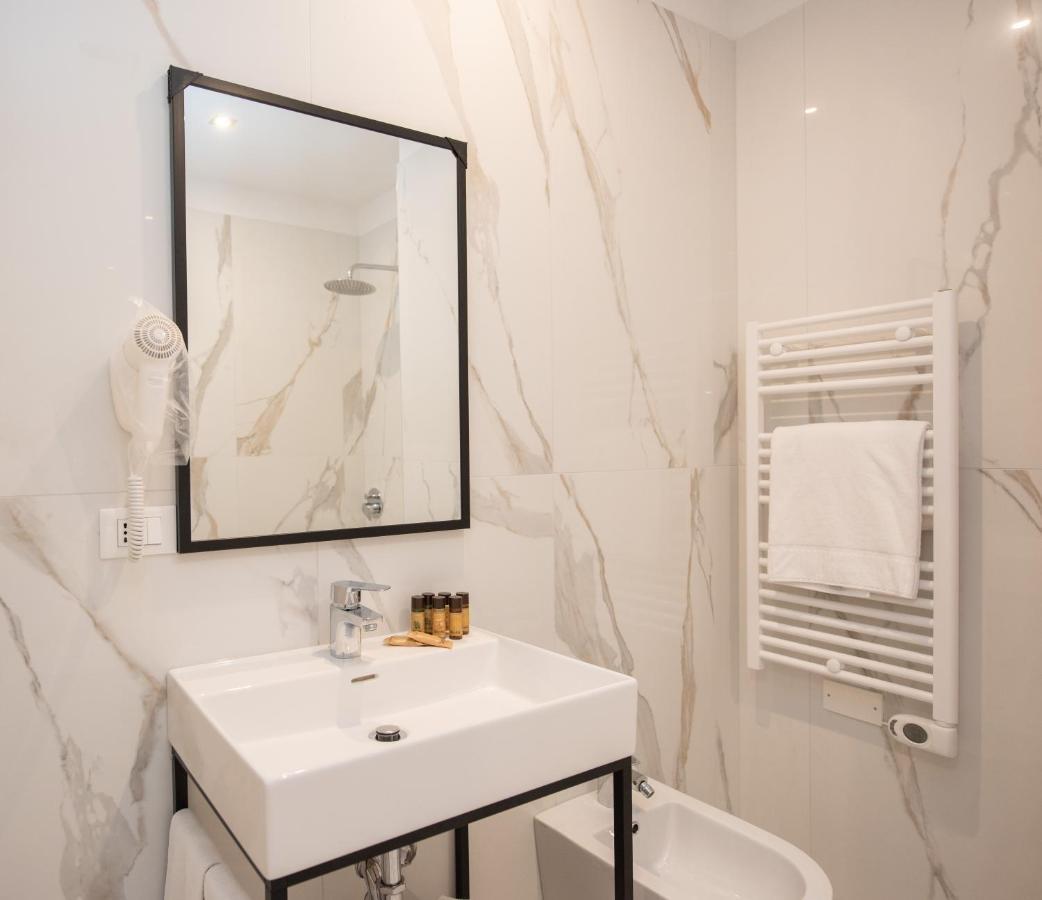 Driepersoonskamer met Eigen Badkamer