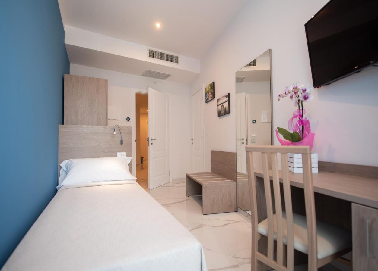 Eenpersoonskamer met Eigen Badkamer