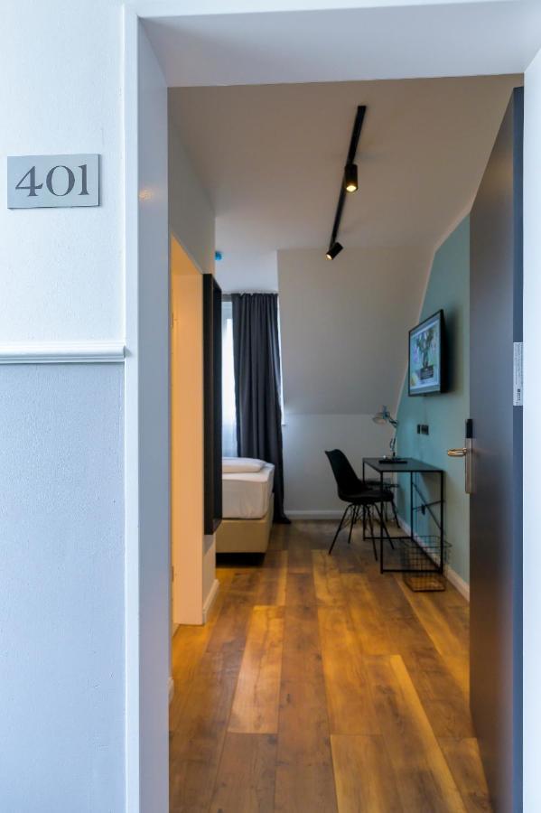Single Room,1138739983:JPEG