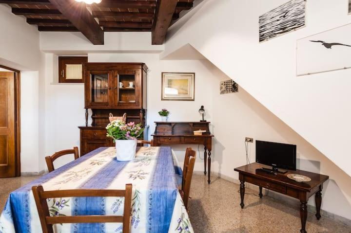 Apartment - Ground Floor,1142857249:JPEG