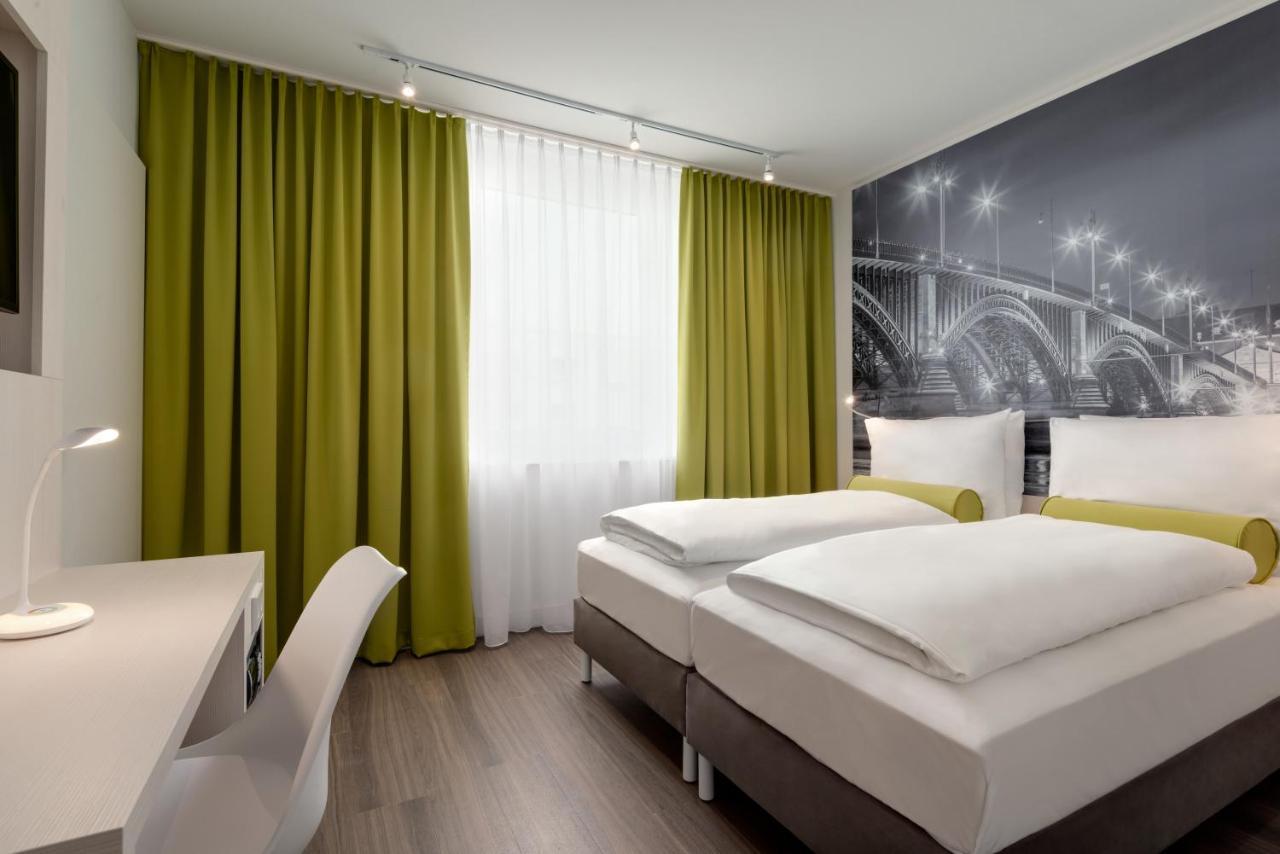 Standard Twin Room,1226010188:JPEG
