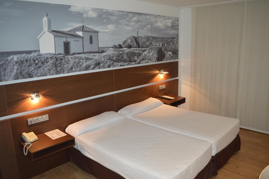 Habitación Doble (2 adultos + 1 niño) - 1 o 2 camas
