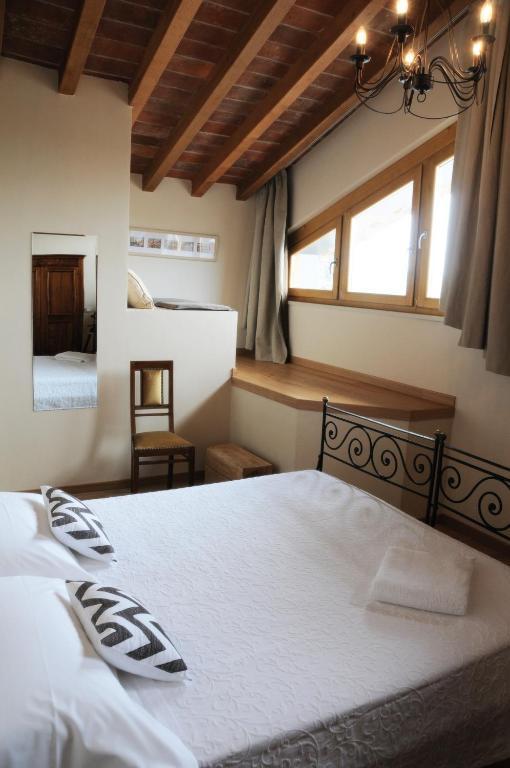 Double Room,22187436:JPEG