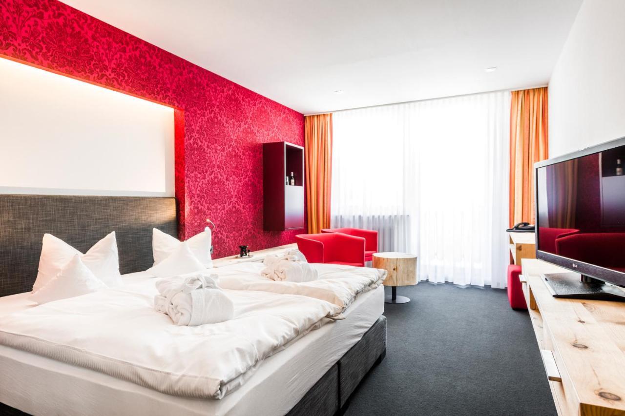Doppelzimmer mit Balkon