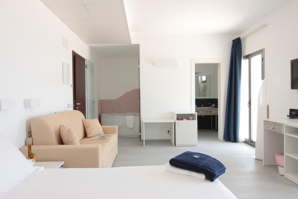 Junior Suite with Sea View,124264449:JPEG