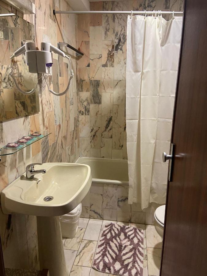 One-Bedroom Apartment (4 Adults),1580140758:JPEG