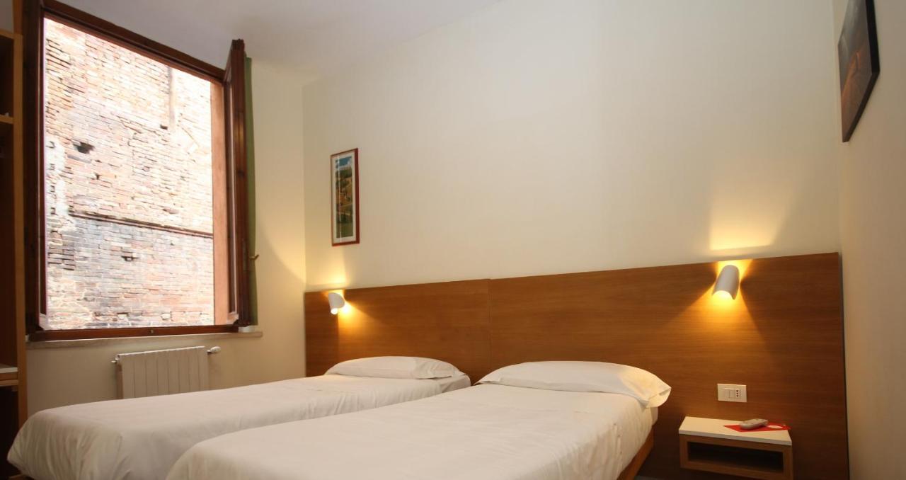 Twin Room,215427815:JPEG