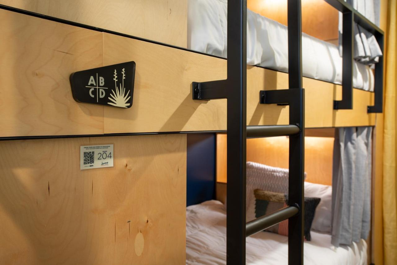 Family/Group Room, 1 Queen Bed and 4 Twin Bunk Beds
