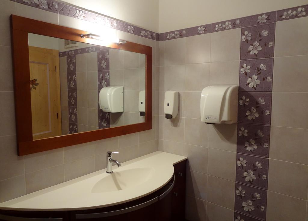 Triple Room,965197729:JPEG