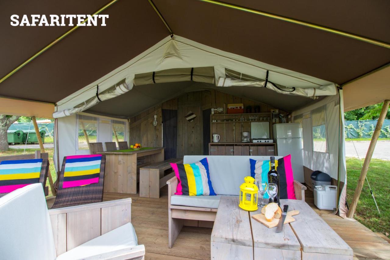 Safari Tent,1765384184:JPEG