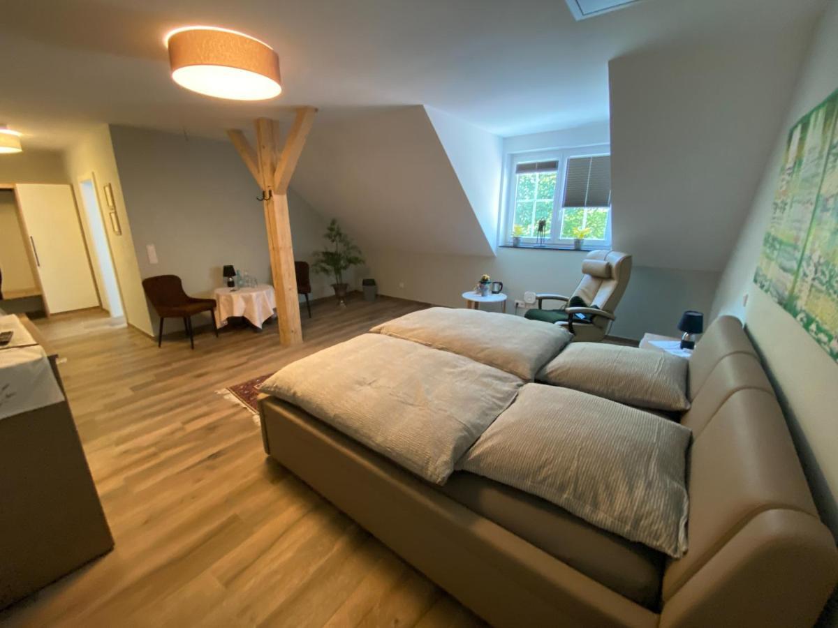 Double Room,1185149632:JPEG