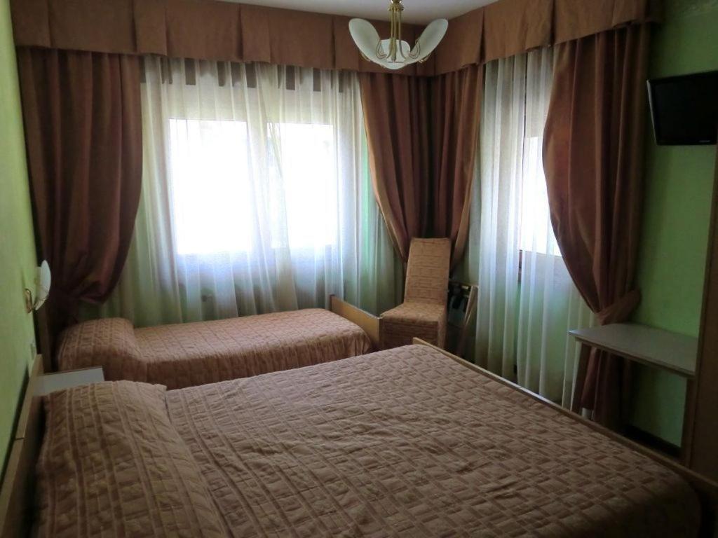 Triple Room,172808571:JPEG