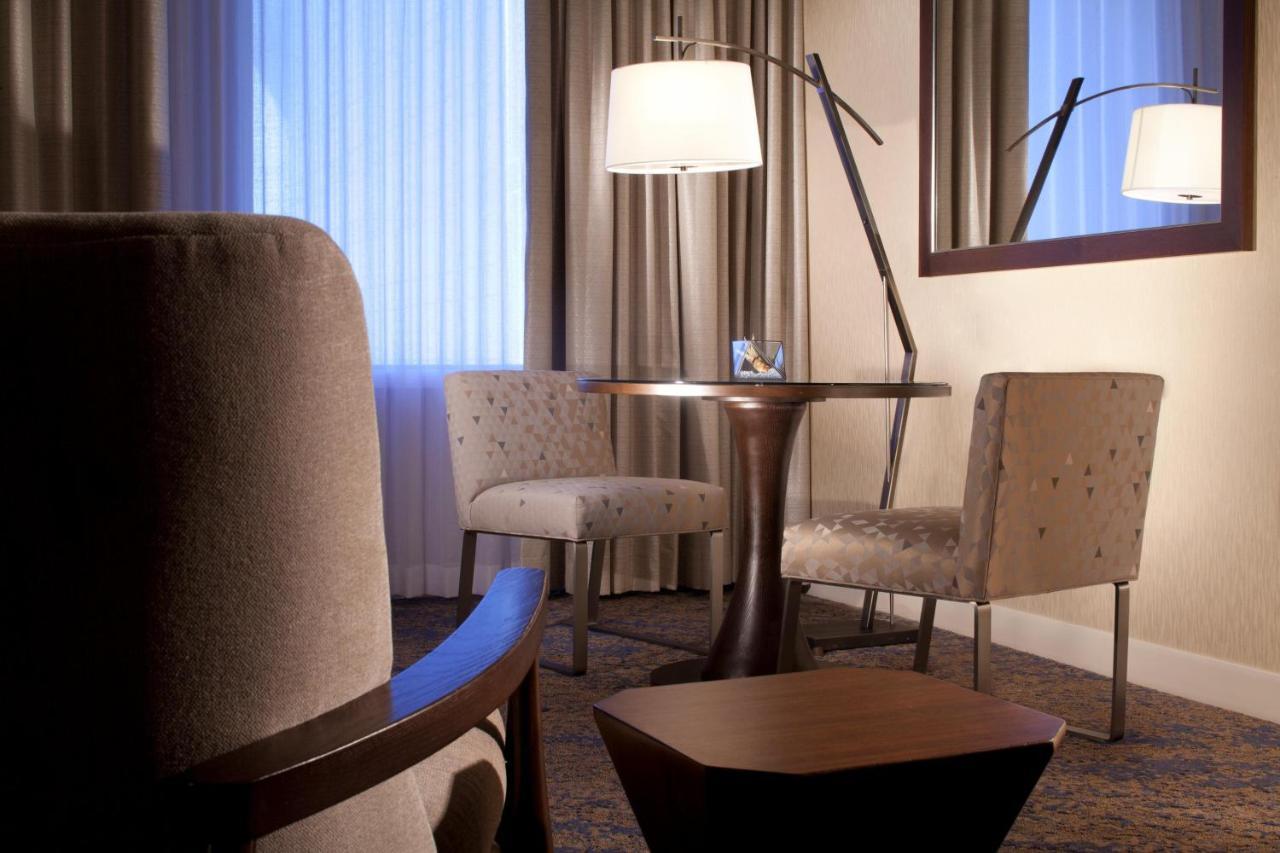 Junior Suite, 1 Bedroom Suite, 1 King
