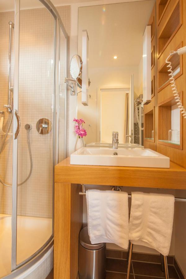 Double Room with Balcony,1084225945:JPEG