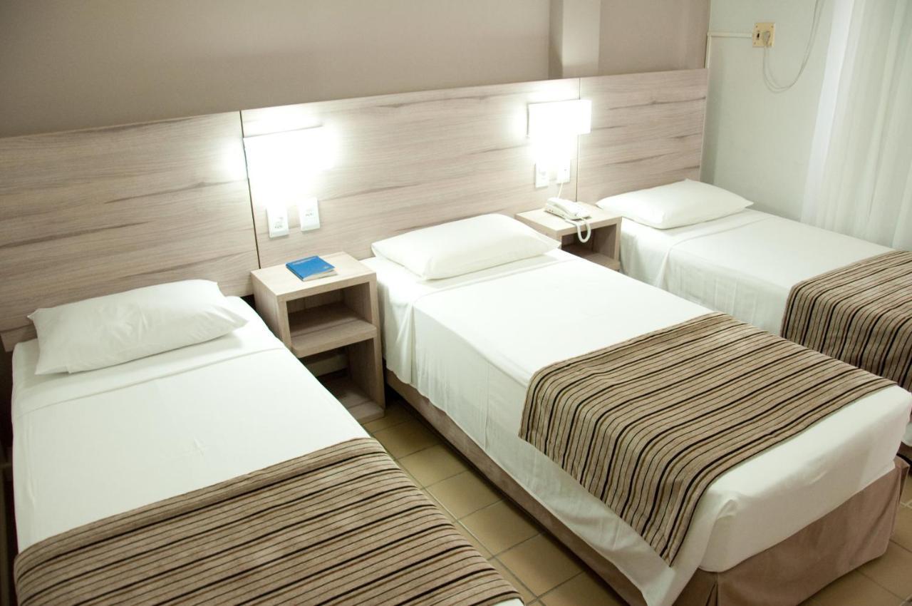Quarto Triplo Standard