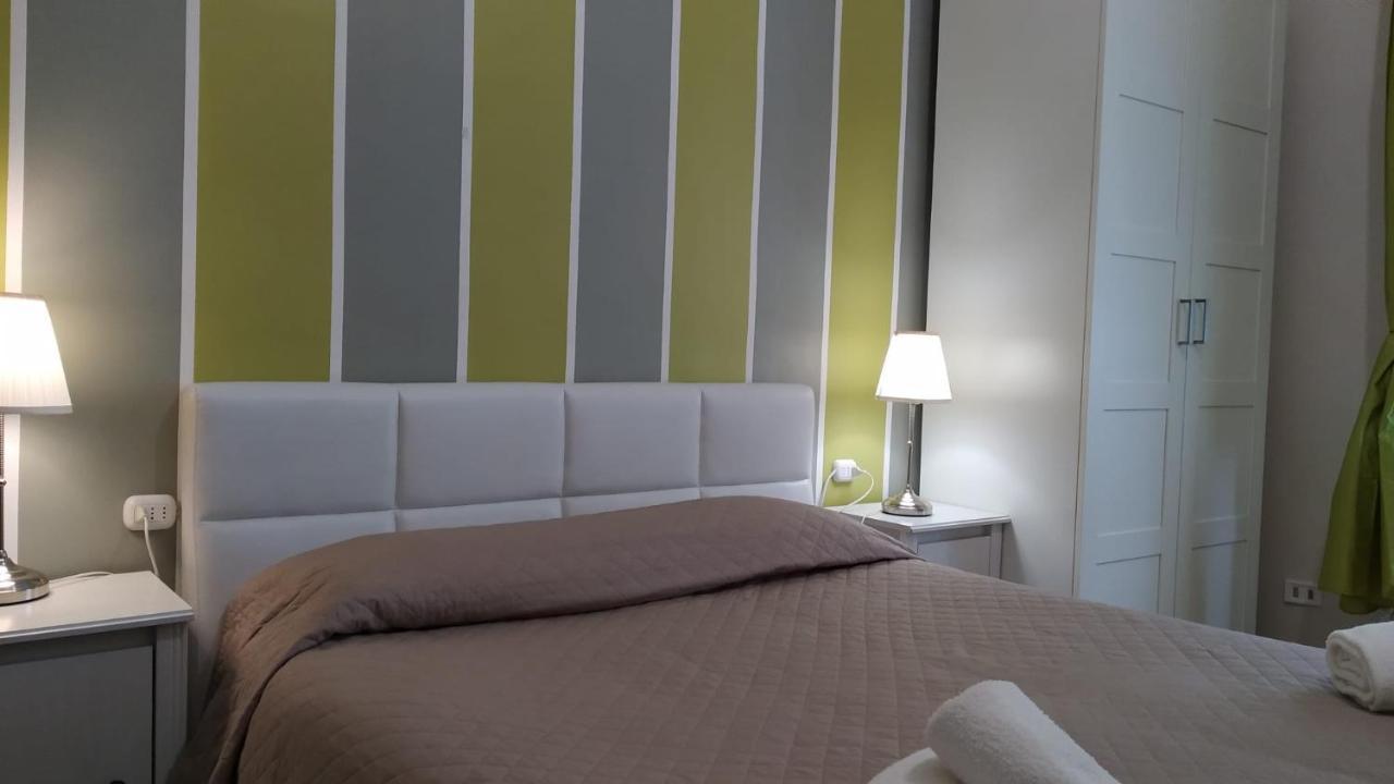 Chambre Lit Queen-Size avec Balcon
