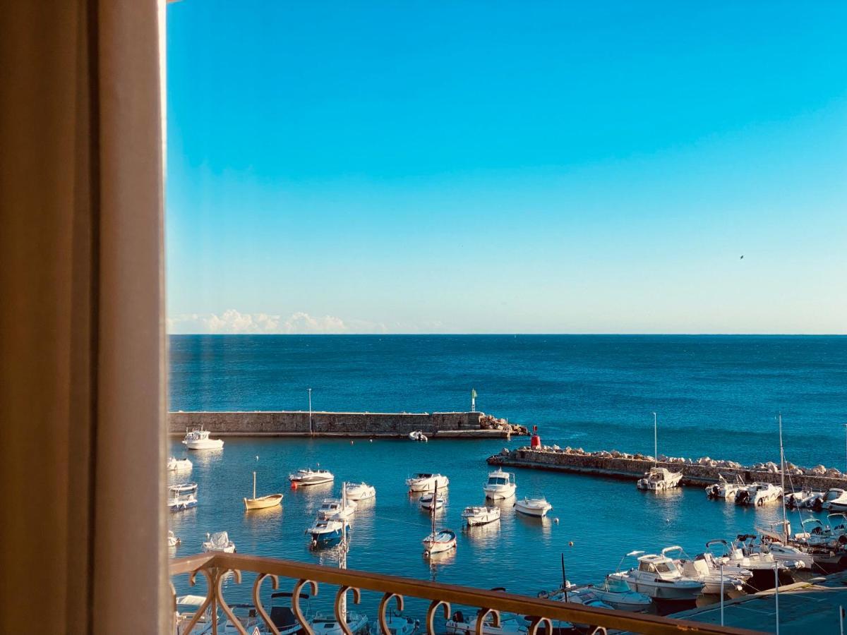 Superior Queen Room Balcony Sea View Non-Smoking,1167068640:JPEG