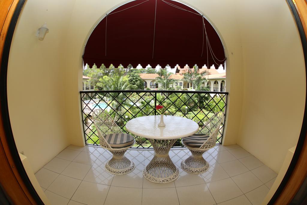 King or Double Room Garden View,404014413:JPEG