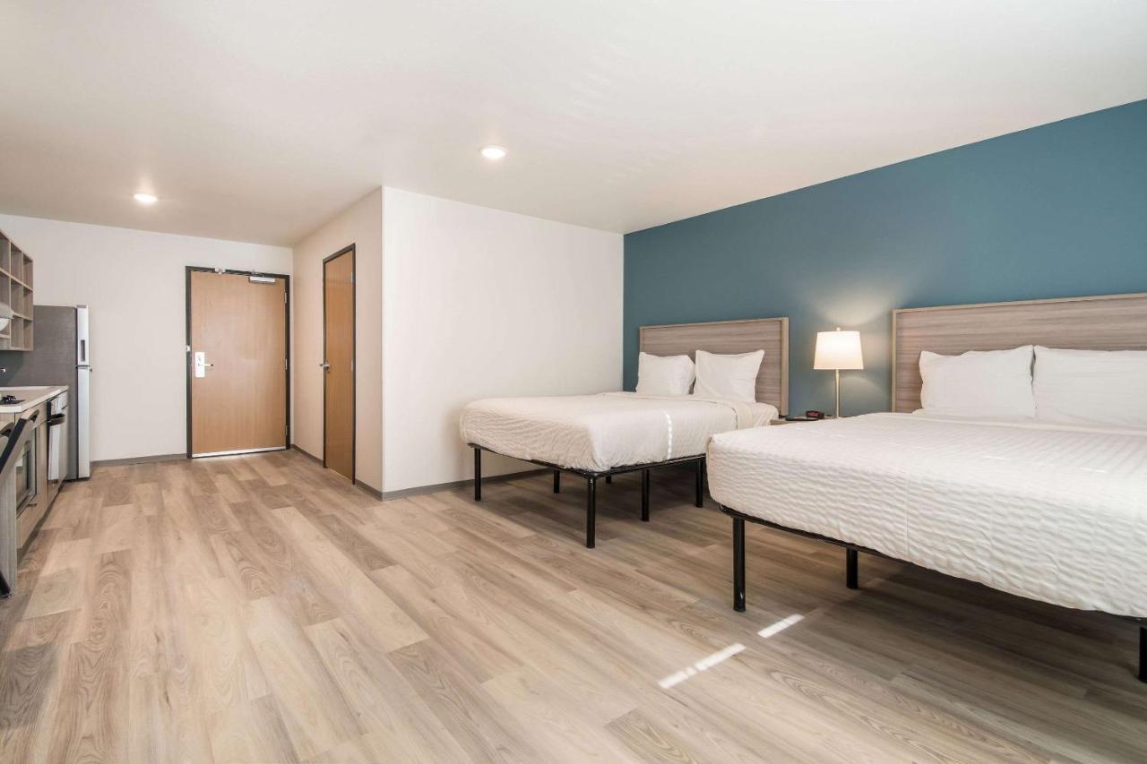 Standard Queen Room with Two Queen Beds - Non Smoking