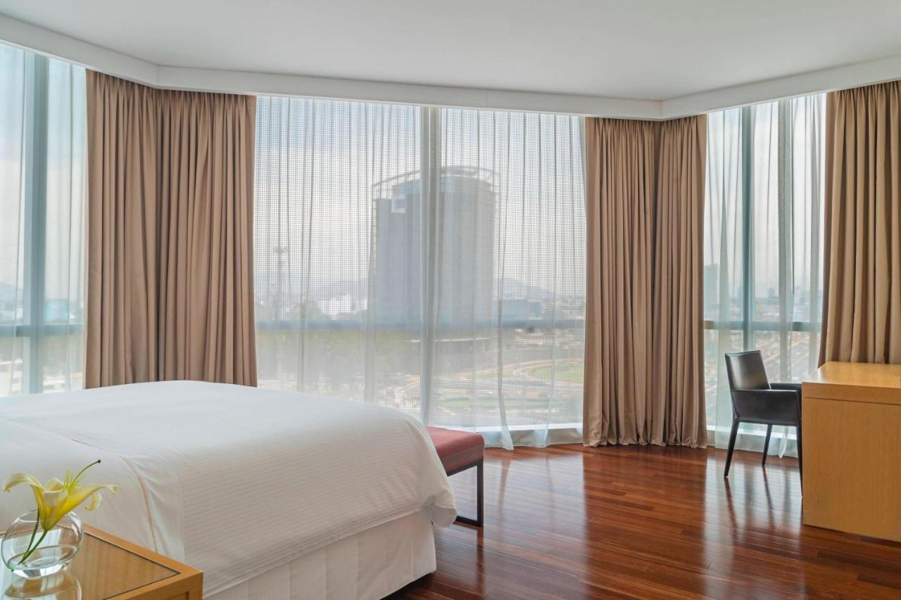 Habitación Deluxe con cama extragrande - Planta baja
