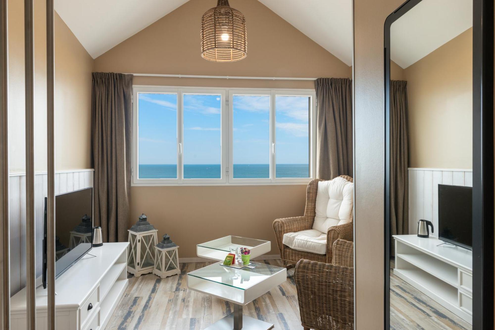 Chambre panoramique en duplex avec vue sur mer