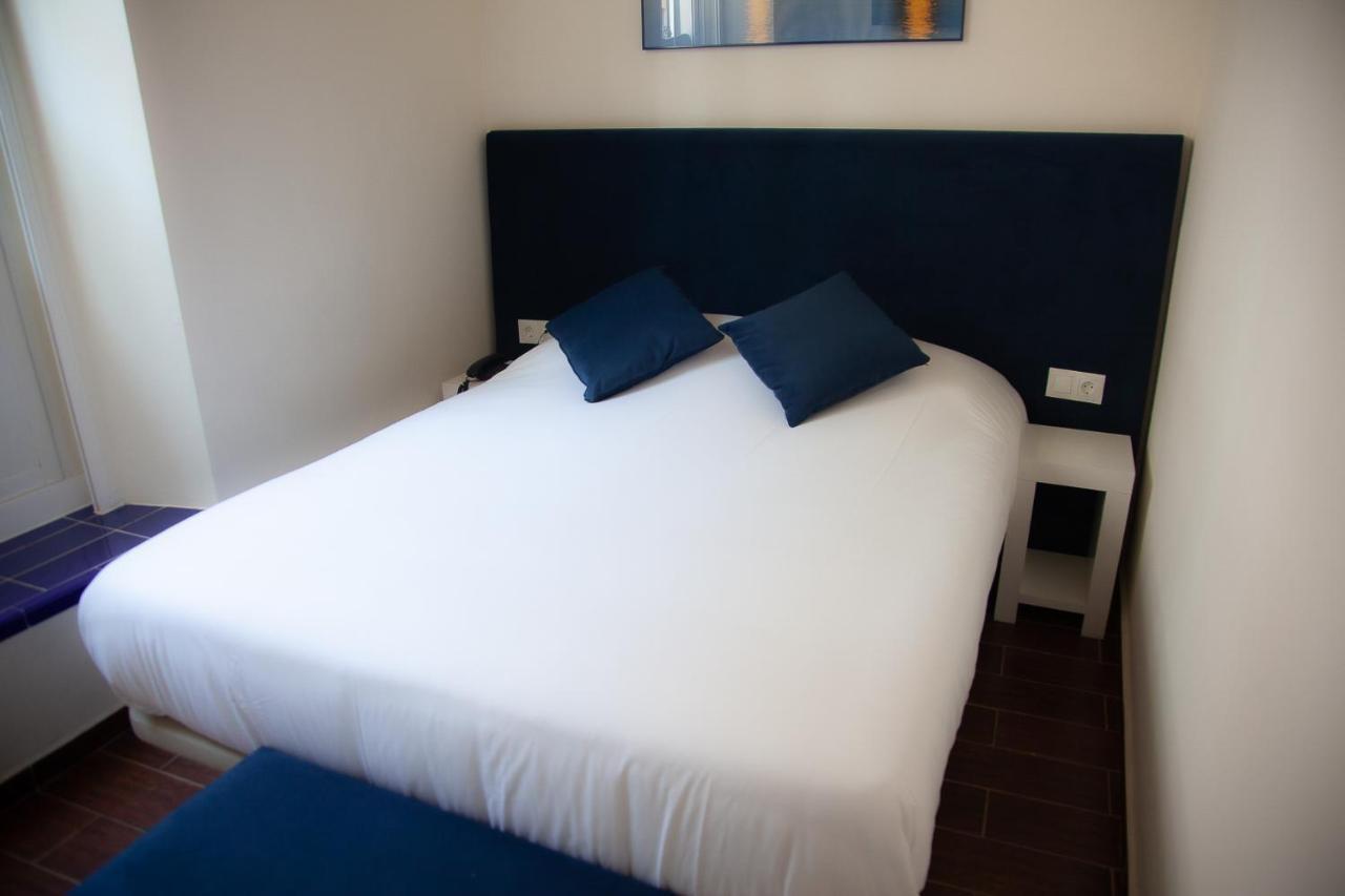 Quarto Duplo