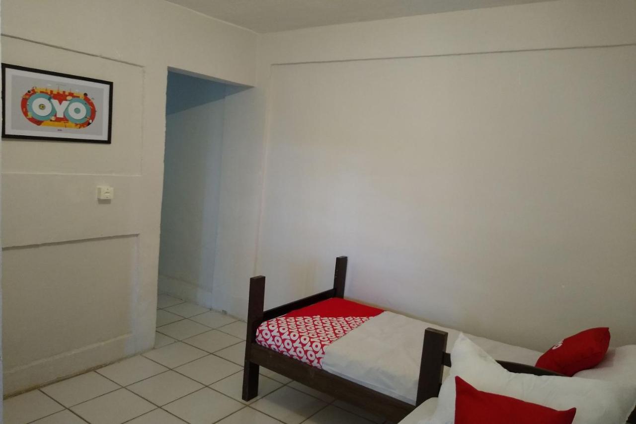 Quarto Quíntuplo (5 camas individuais)