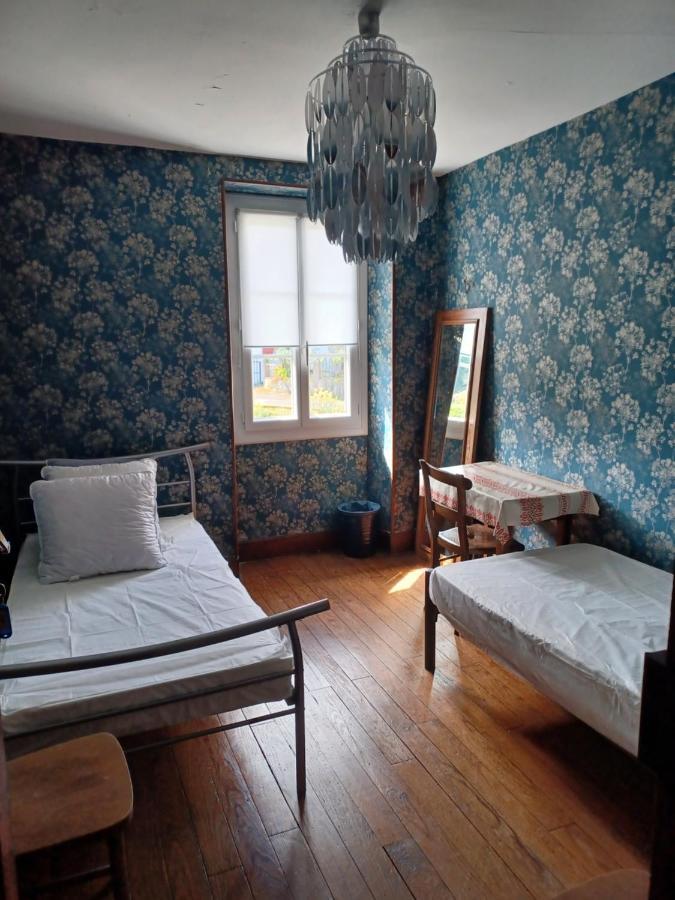 Petite Chambre Double ou Lits Jumeaux