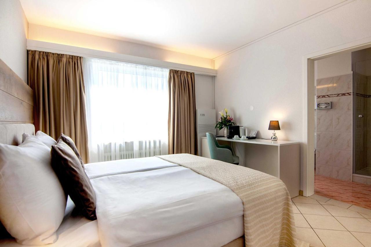 Deluxe Doppelzimmer mit Balkon, Seeblick und Whirlpool