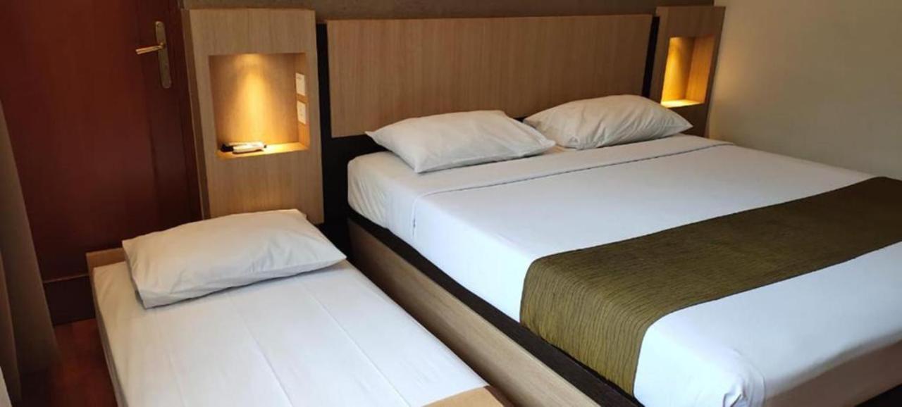Executive Triple Room - Room Only,1213082995:JPEG
