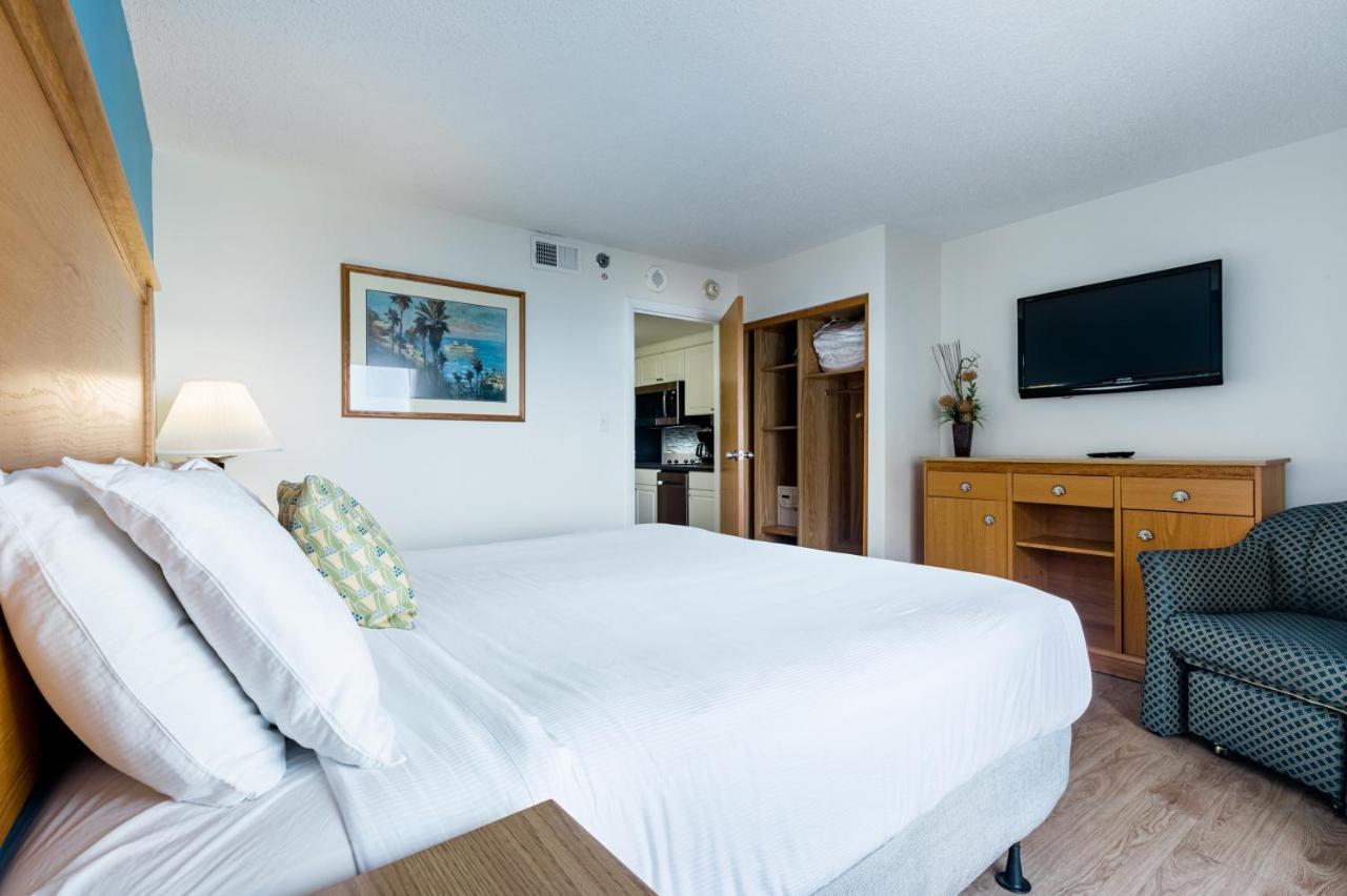 Deluxe King Suite